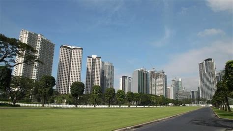 THE 10 CLOSEST Hotels to The Fort, Taguig City .